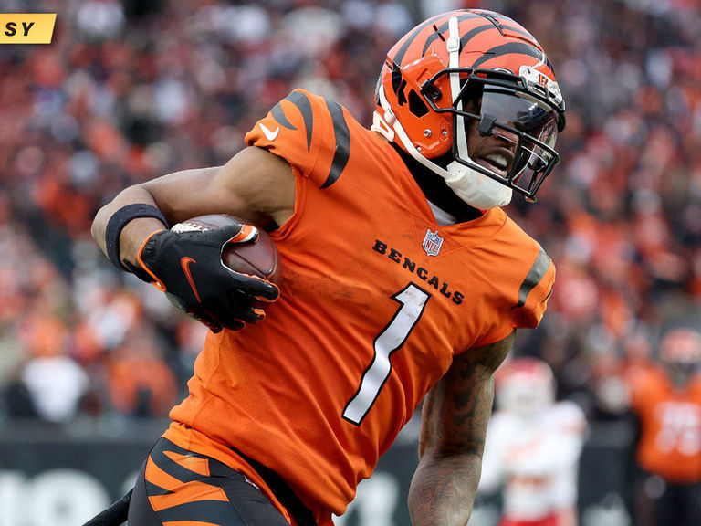 Fantasy Strategy for drafting in the middle of each round