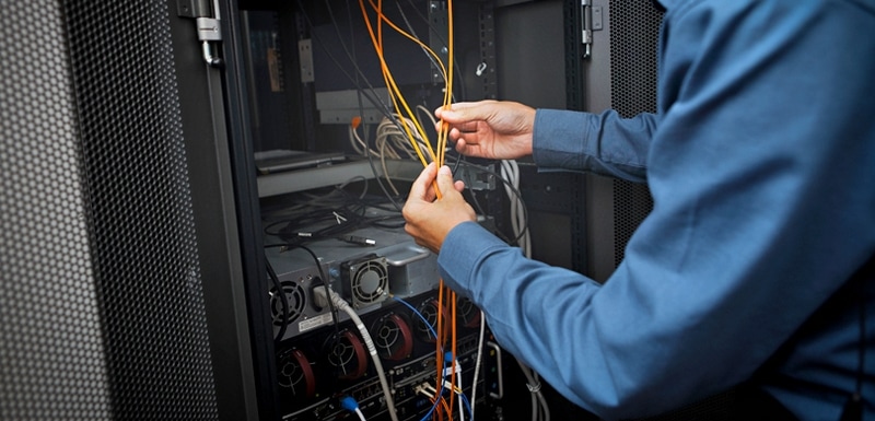 How to a Cisco Certified Network Associate Field Engineer