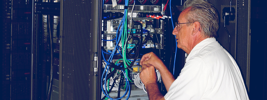 Hire a Freelance Data Center Build Technician Field Engineer