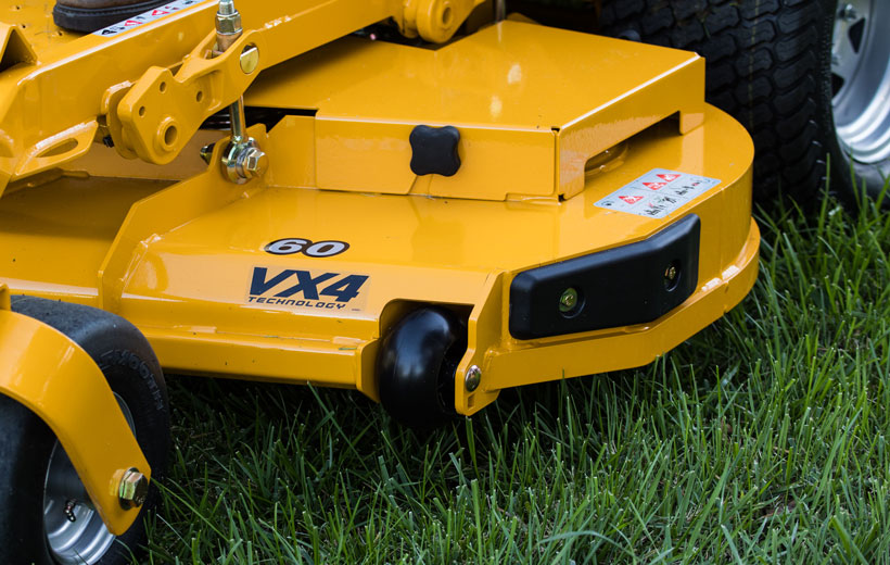 Hustler Super Z® HyperDrive® Commercial ZeroTurn Mower