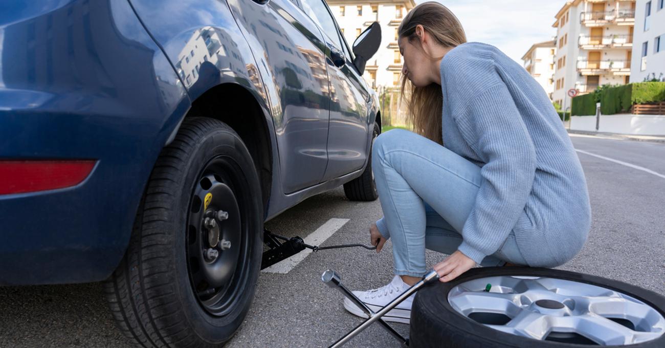 How To Change a Car Tire (StepbyStep Guide)