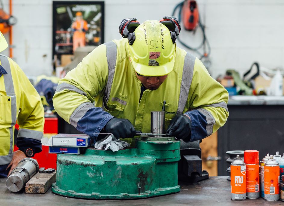 Fitting and Machining Engineering Competenz