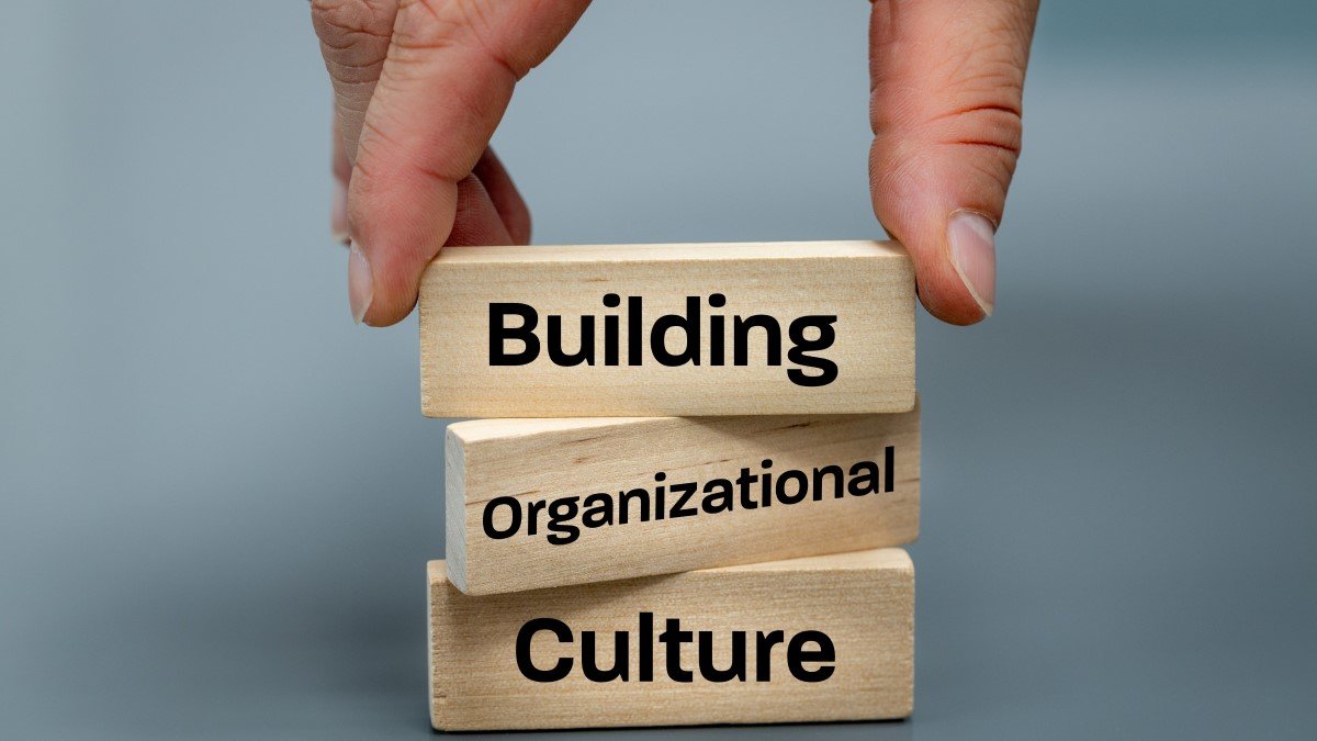 Creating An EmployeeCentric Culture Why It Matters SmartSurvey