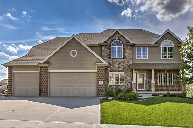 Bennington Omaha Property Shop