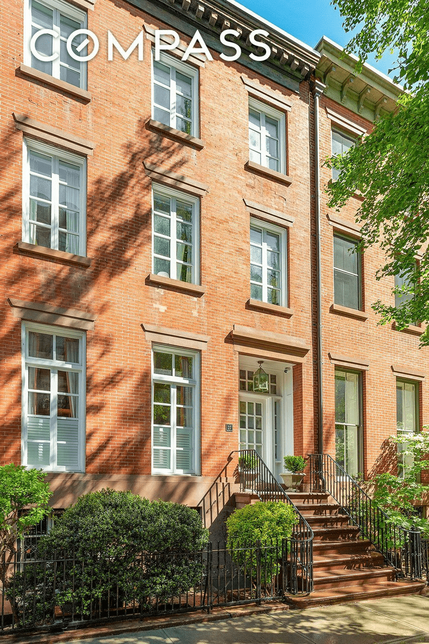 27 Perry Street Brownstone & Rowhouse Specialist Montfort Real Estate