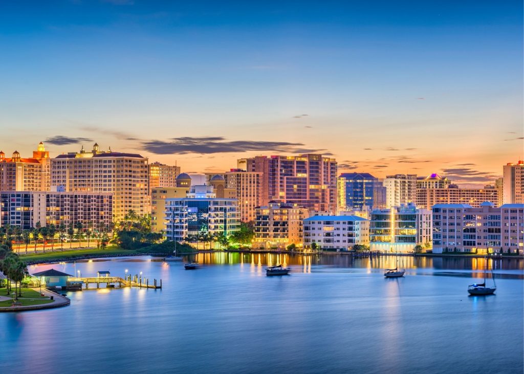 5 Pros and Cons of Living in Sarasota, Florida Sarasota Neighborhood
