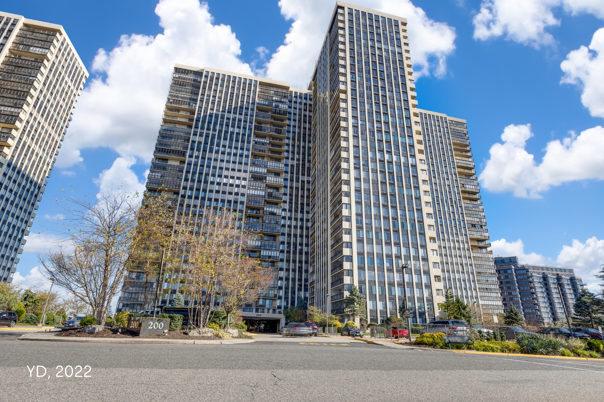 200 Winston Dr 2721, Cliffside Park, NJ 07010