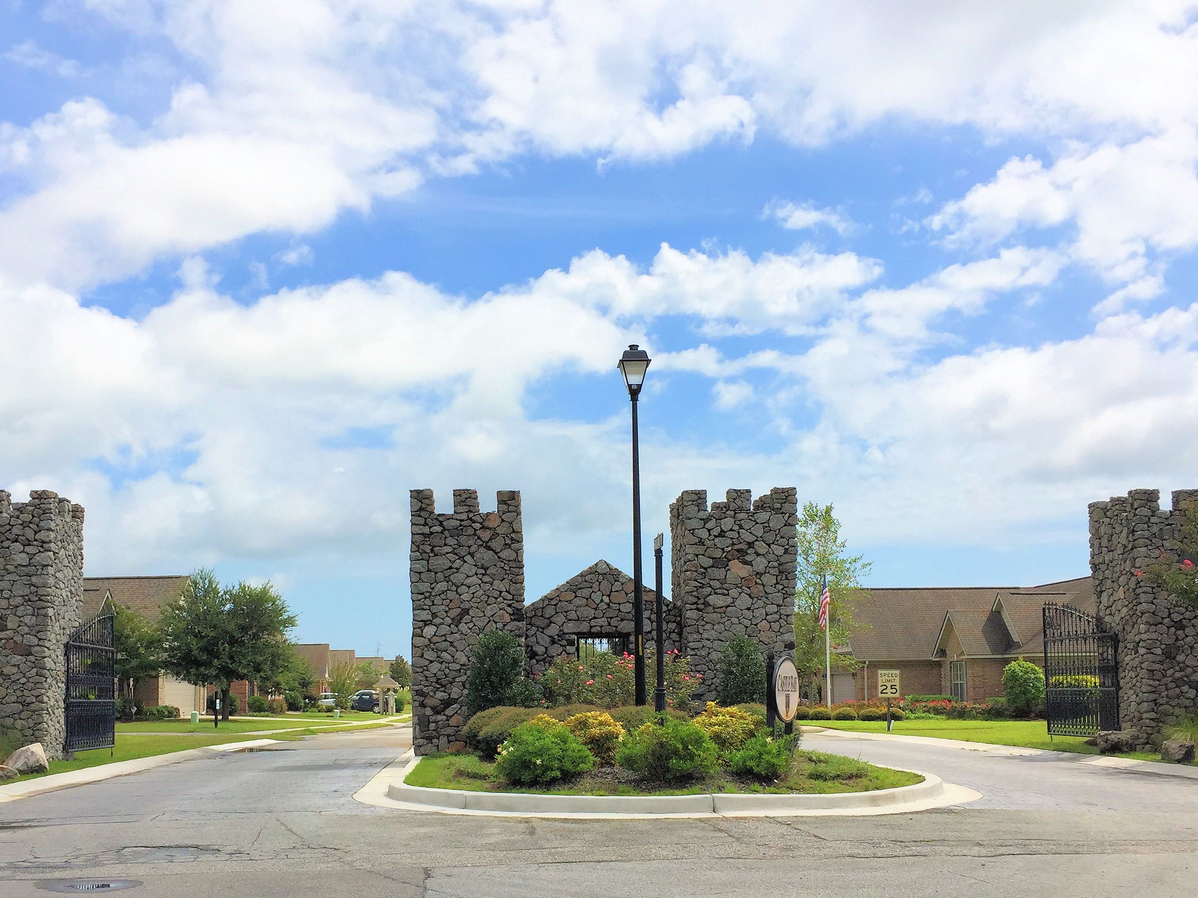 Castle Bay Country Club Homes for Sale in Hampstead, NC