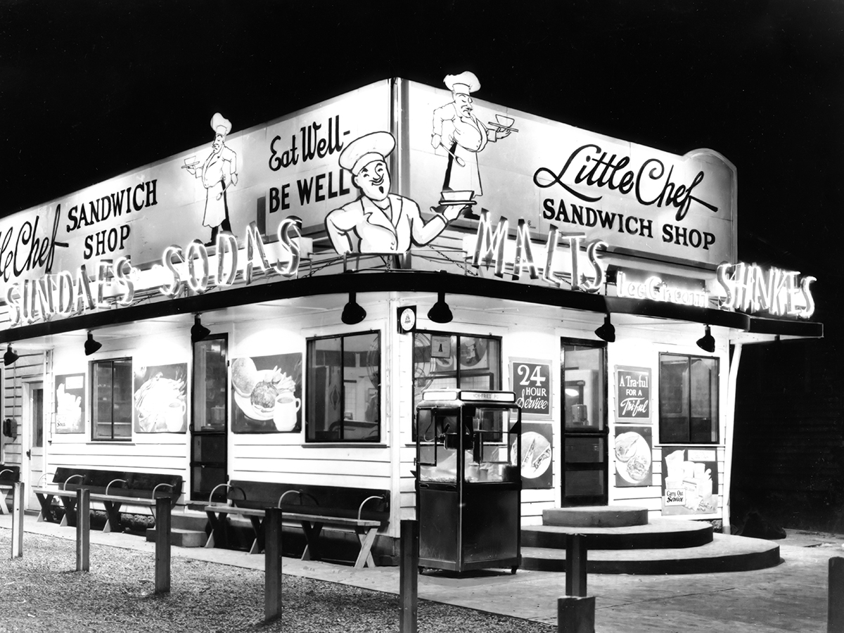 Here's What Dining Out Looked like 50+ Years Ago