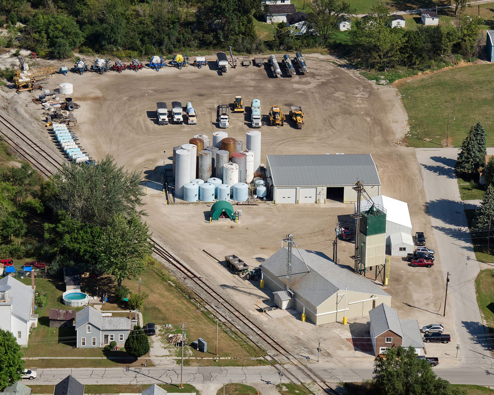 Retail Farm Center Gibsonburg, Ohio The Andersons Plant Nutrient Group