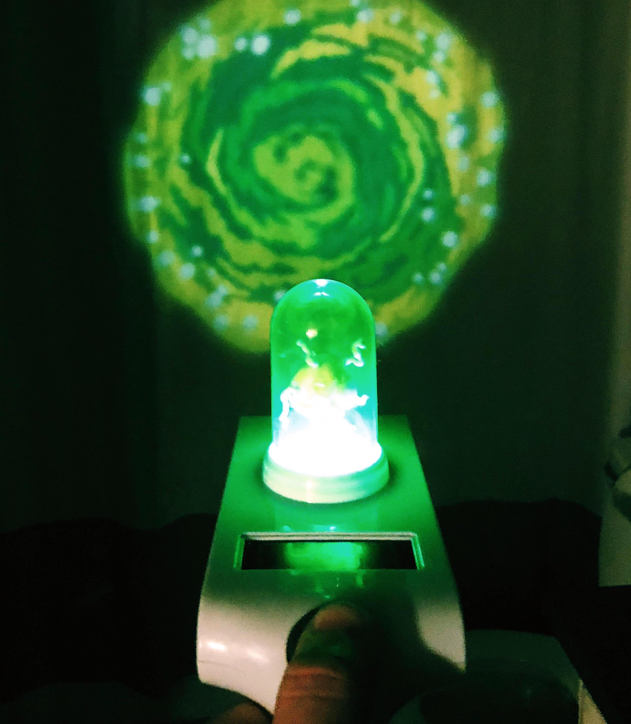 Lots of pictures, a few beers, and 3 months later.i created one of the most accurate. Rick and Morty Light Up Portal Gun
