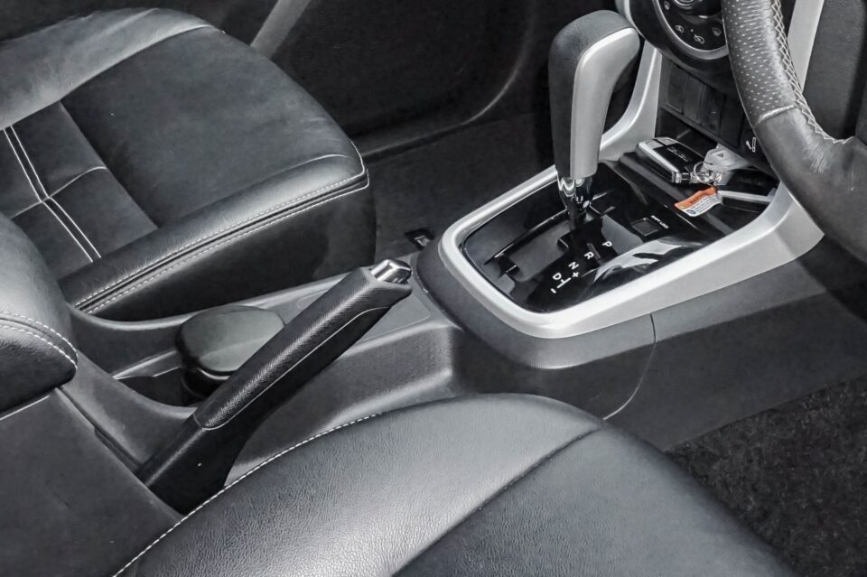 Traditional versus electronic handbrakes insights from Bendix