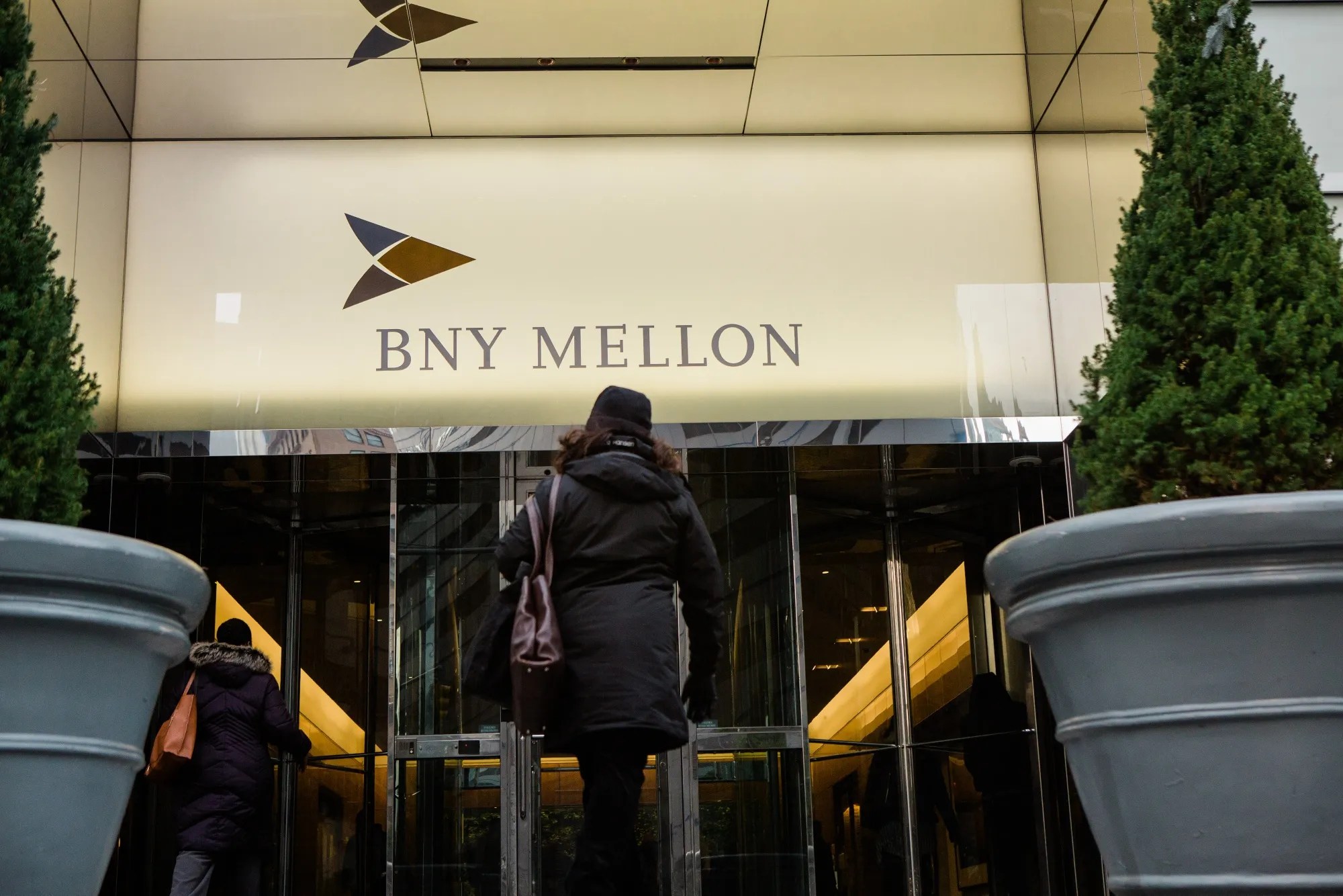 ZeroCost ETF War Sees BNY Mellon Unleash First NoFee Bond Fund