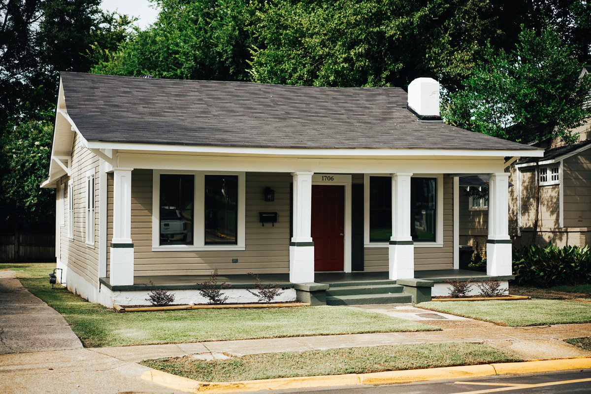 1706 8th Street WrightHurd Properties