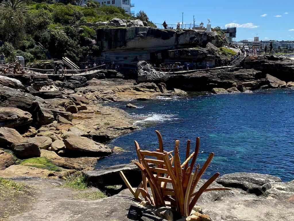 Connnect Coaches Sculptures by The Sea 2022