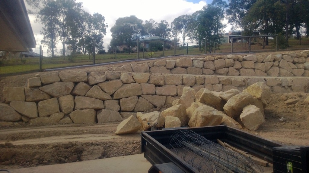SANDSTONE ROCK RETAINING WALL Queen Street, Brisbane, 4000