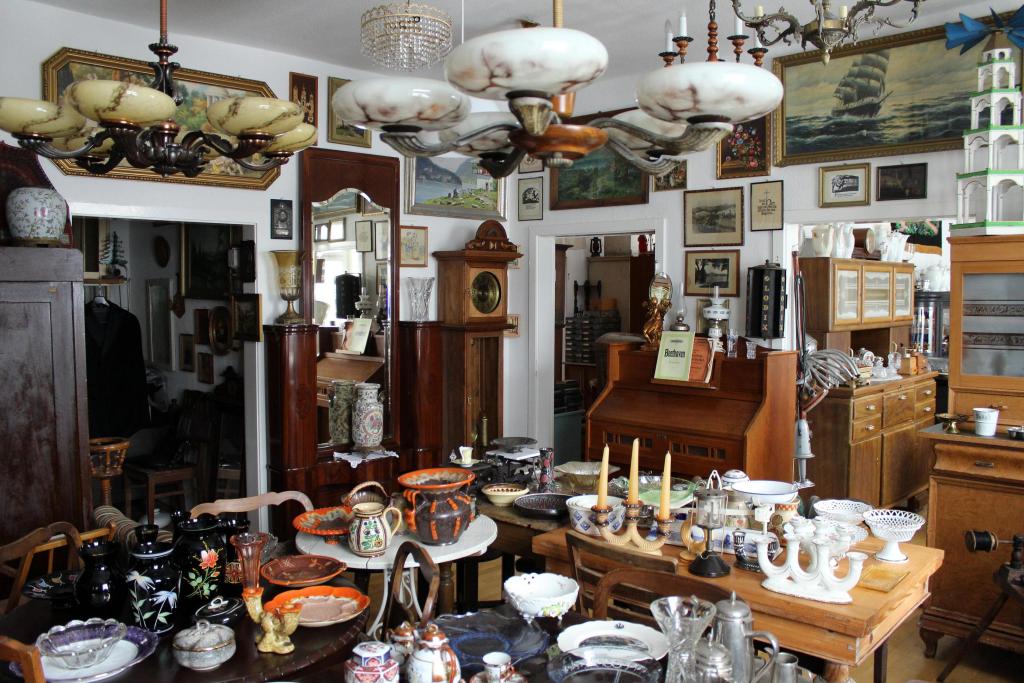 Trödel & Antik Micha Brauerreistrasse 39, Steinberg/Vogtl., Sachsen, 08237