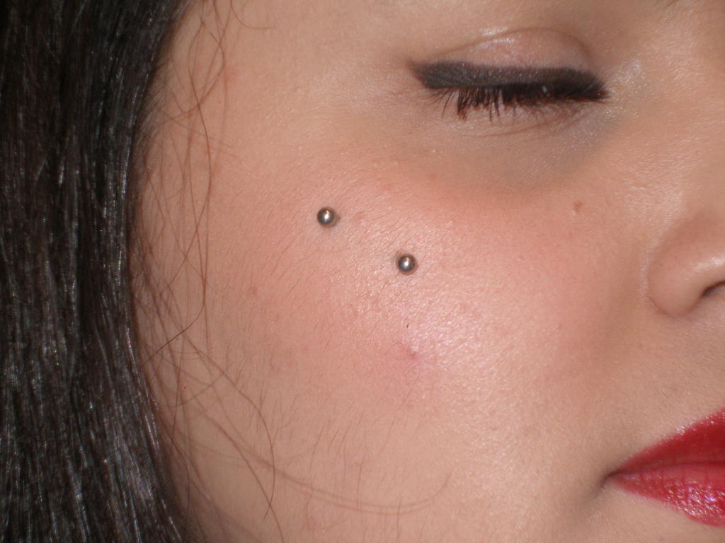 Twisted Nails, Piercings & Tattoos 1179 W Galbraith Rd, Cincinnati, OH