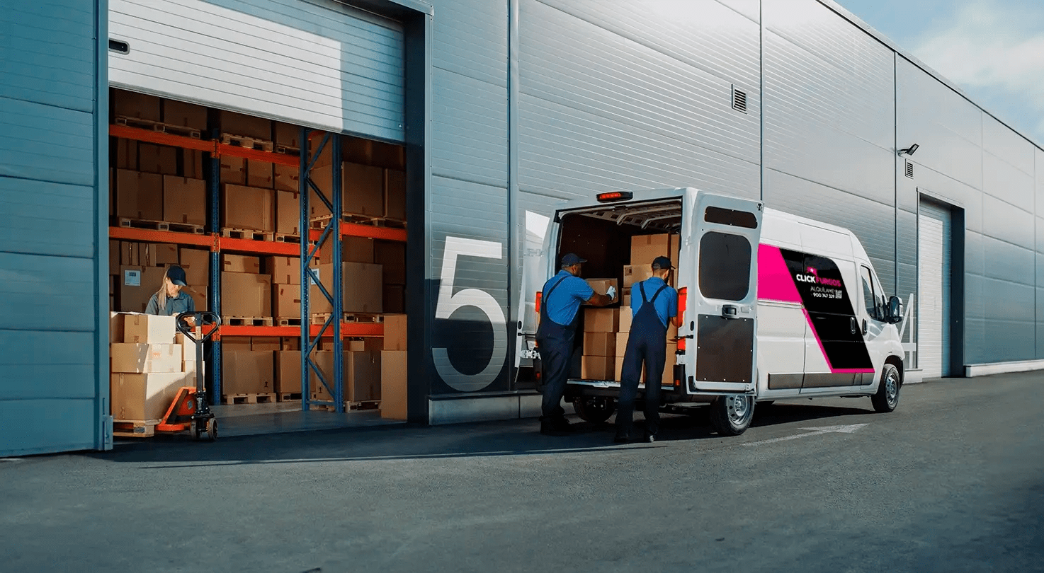 Cheap van rental from 18€ per day