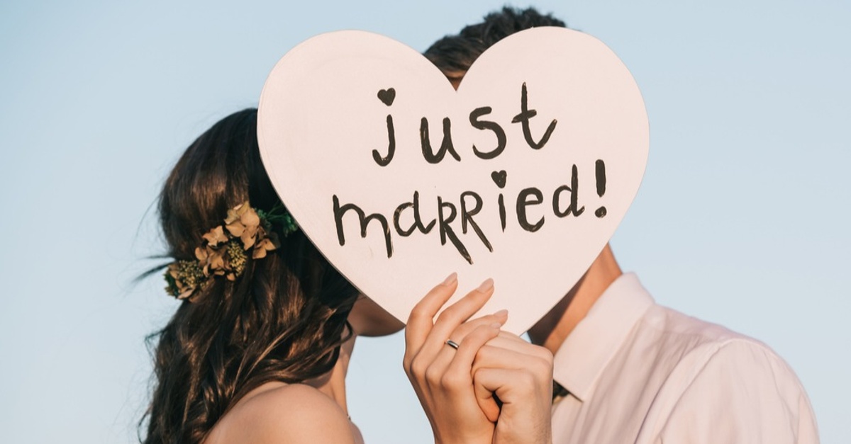 7 Wedding Registry MustHaves Dailybreak