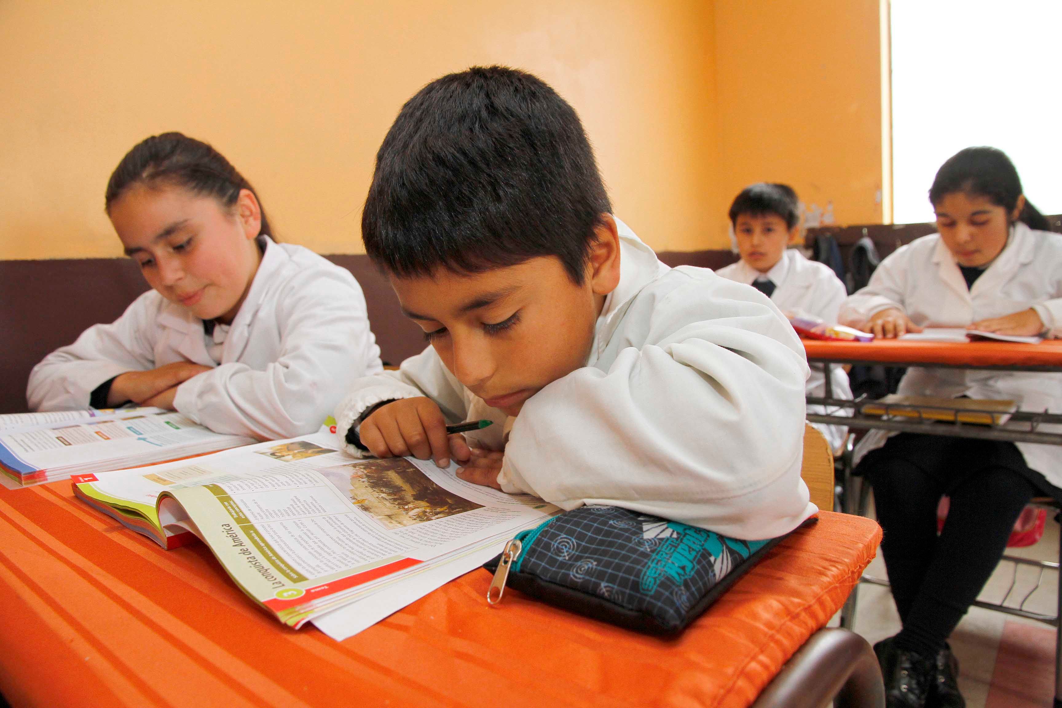 Recorte en educación podría aumentar la deserción escolar