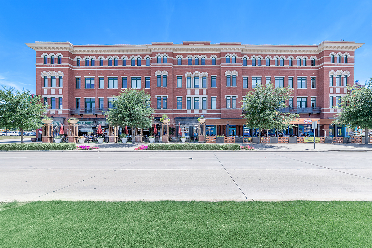Maxus Realty Trust Buys Large Portion of Frisco Square D Magazine