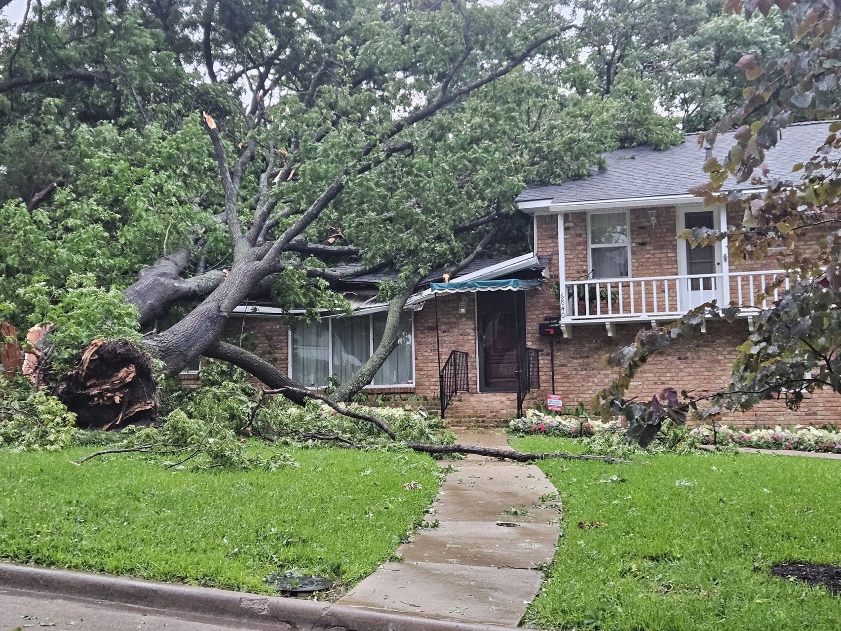 Over Half a Million North Texans Without Power; Disaster Declaration