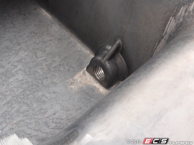 Genuine BMW 11131720754 Oil Pan Assembly (11131720754)