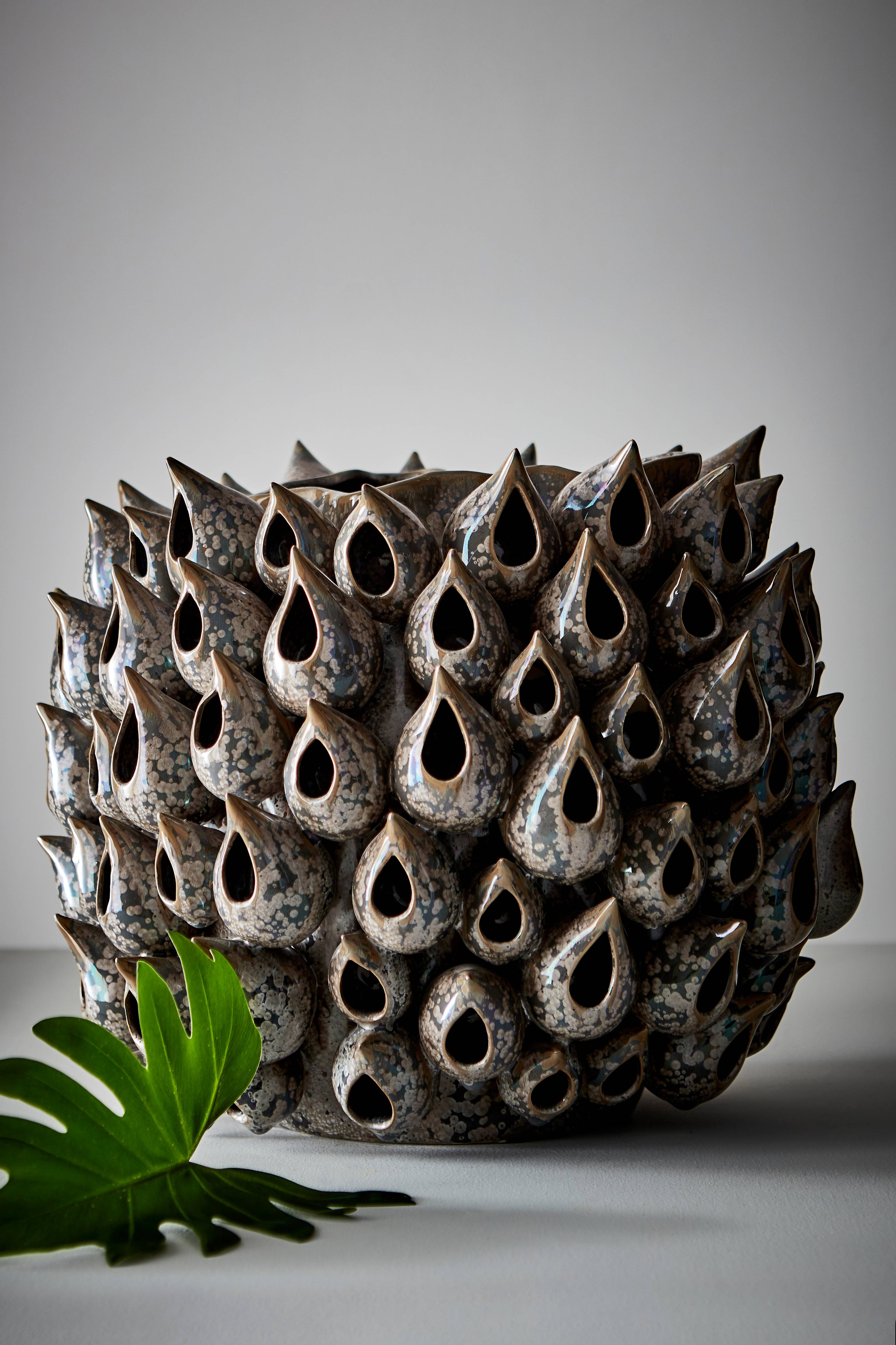 Jotex BLOWFISH vas rund Grå Dekoration Homeroom.se