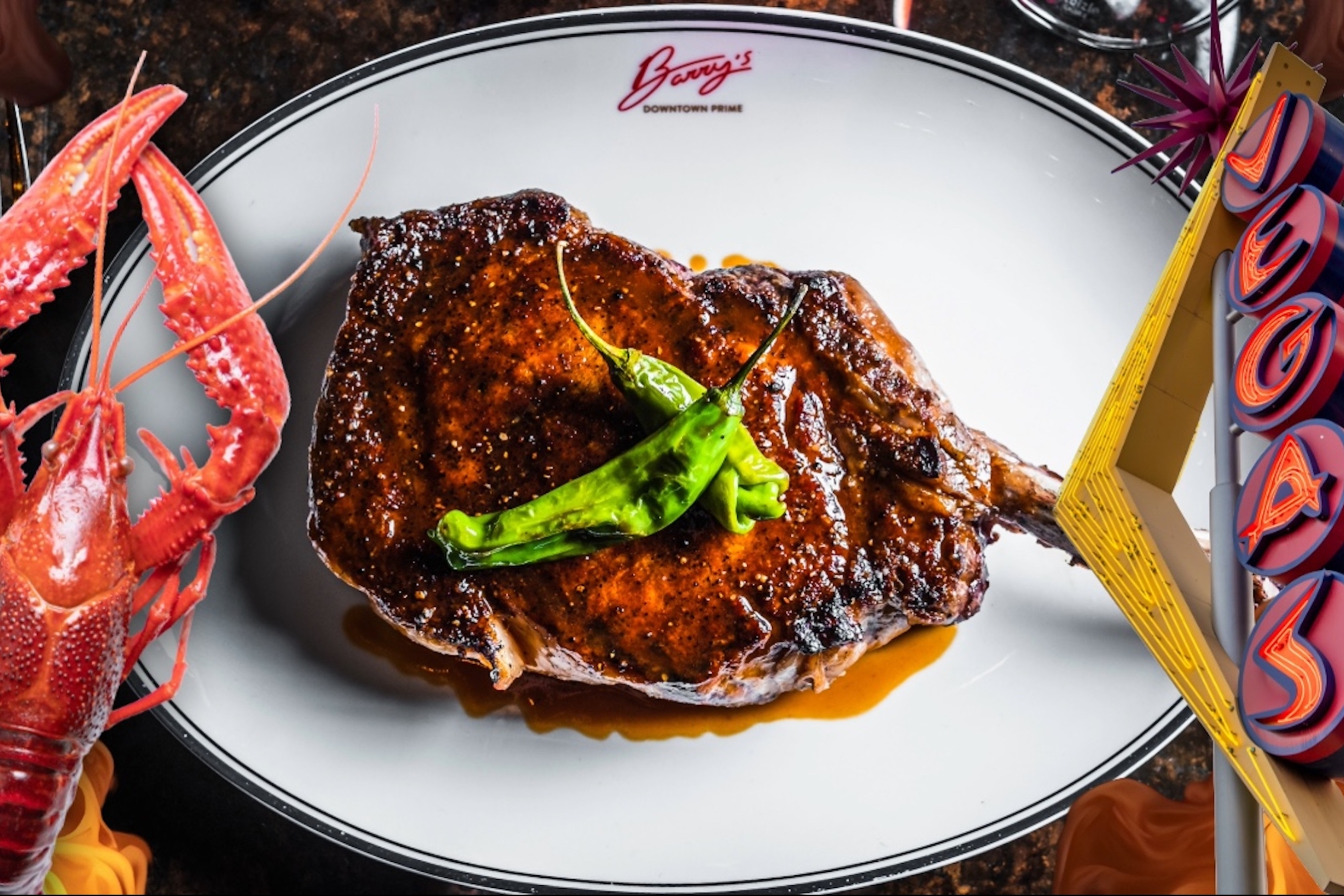 How this stekhouse blooms in the center of Vegas