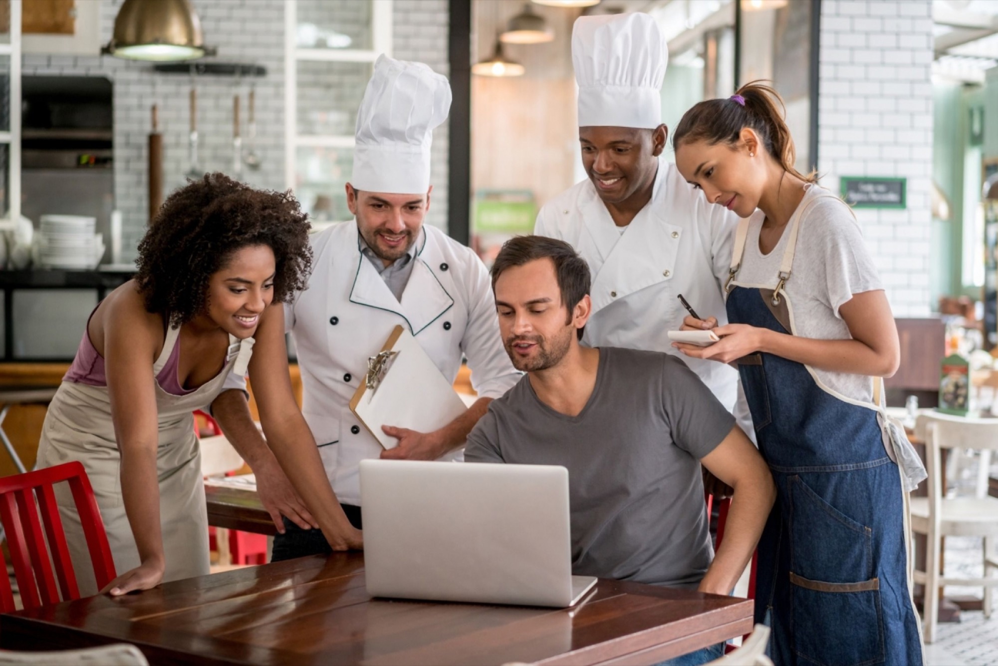 The Staff You Need to Hire to Run a Restaurant
