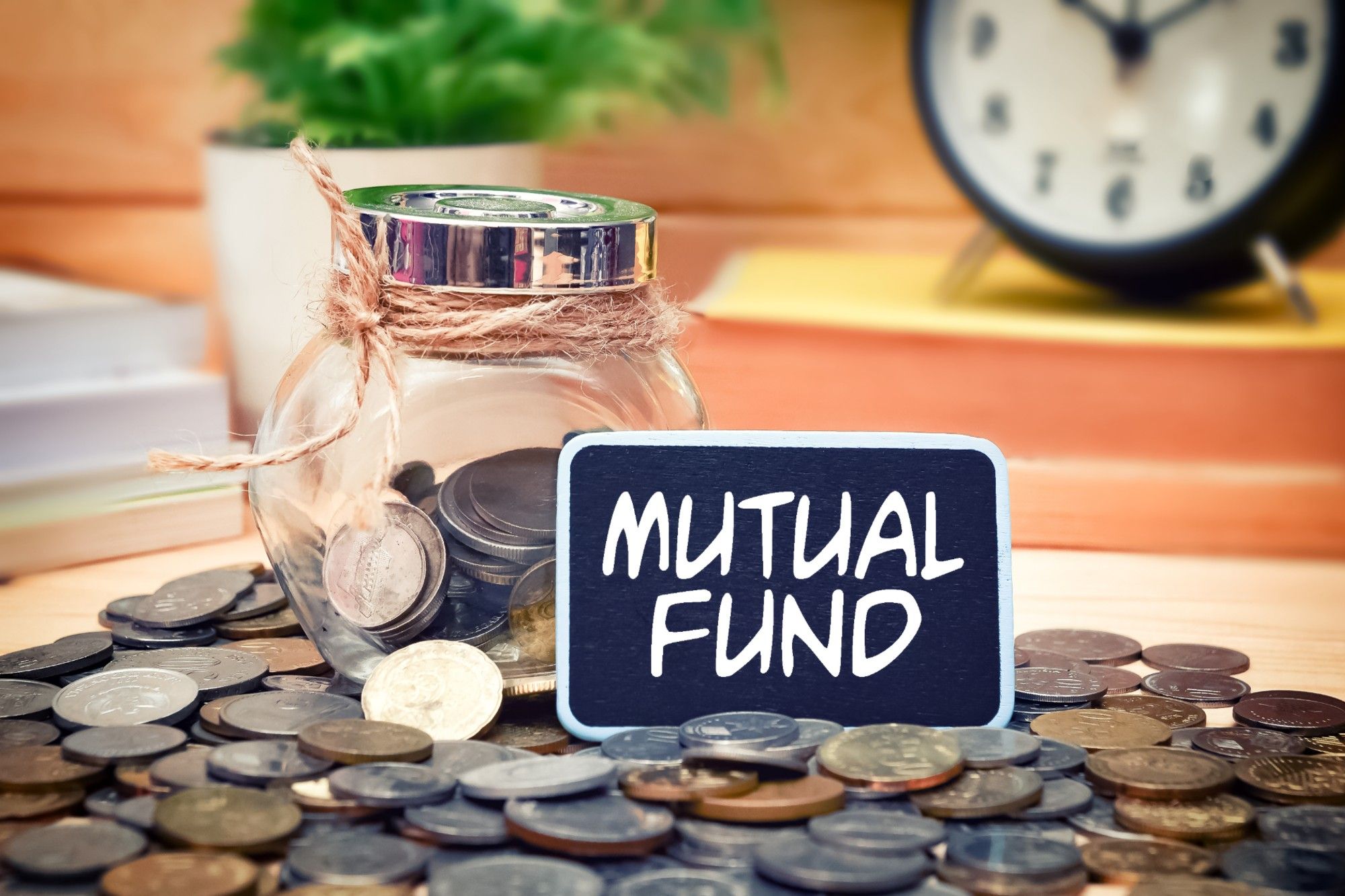Factors to consider when investing in hybrid funds