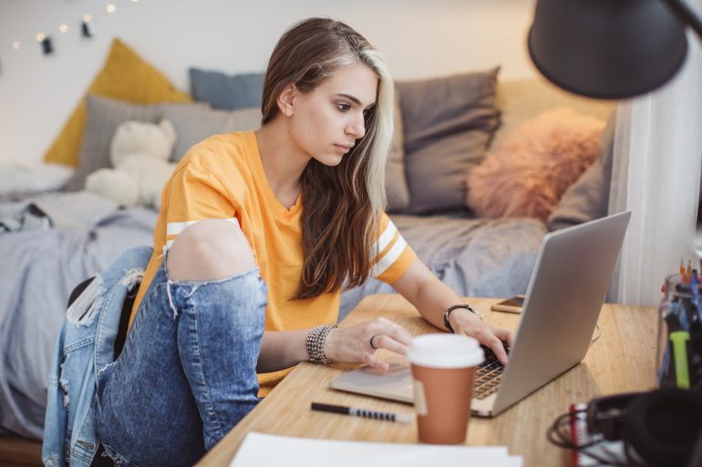 Do You Want It, or Are You Sad? How Feelings Affect Finances