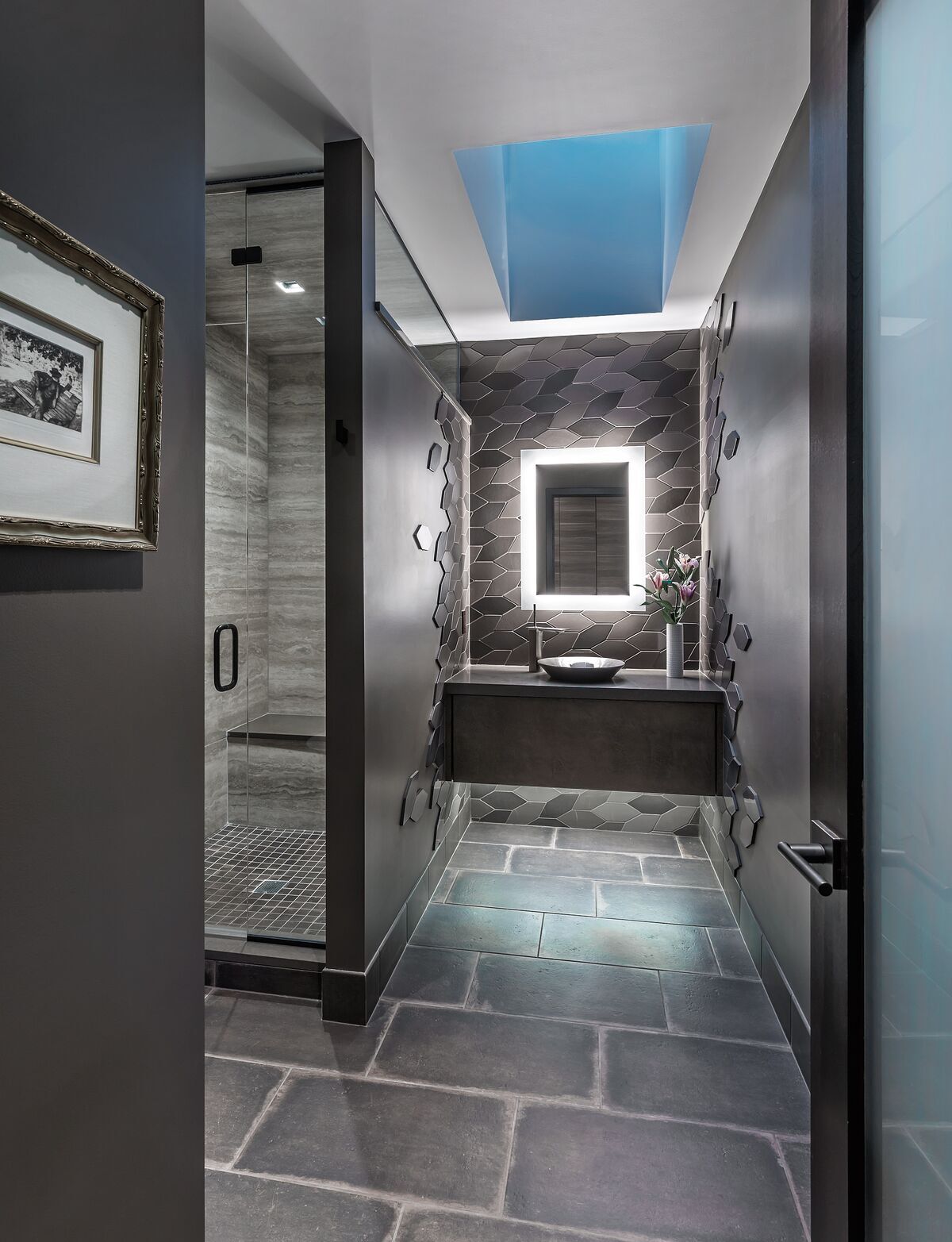 15+ Black & Gray Bathroom Ideas & Inspiration (With Pics)