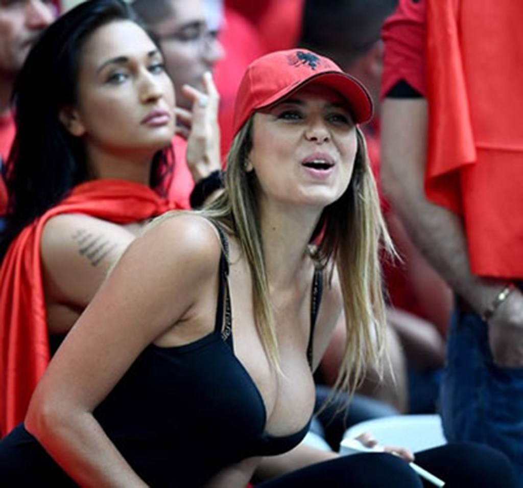 Rike Roci, wag tifosa che spopola sugli spalti e sul web: è lei la più