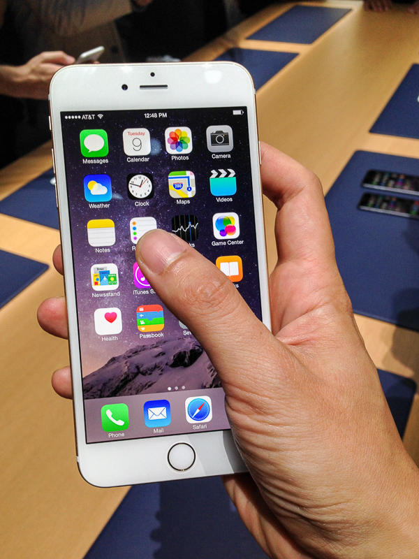 10 things we can buy with the price of most expensive iPhone 6 Plus