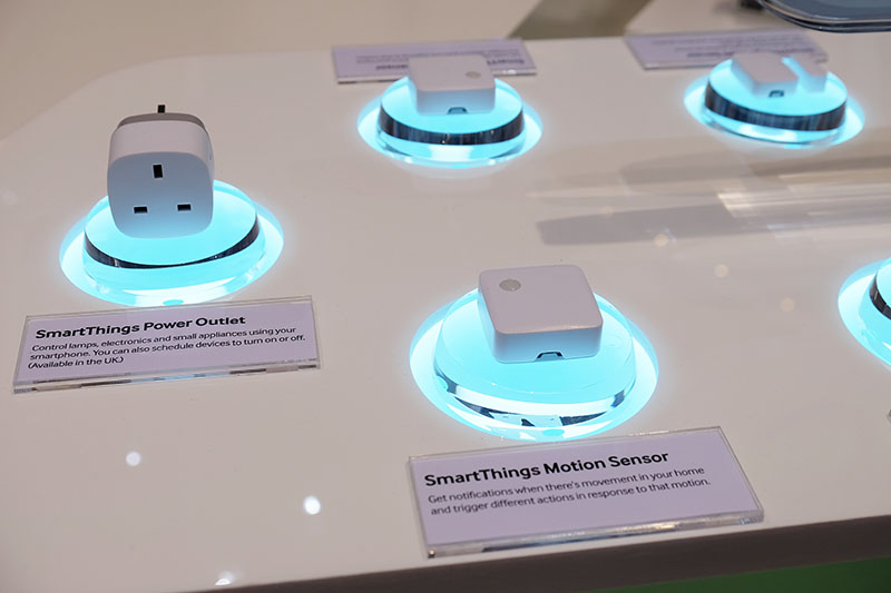 Samsung's SmartThings Kit is everything you need to setup a Connected