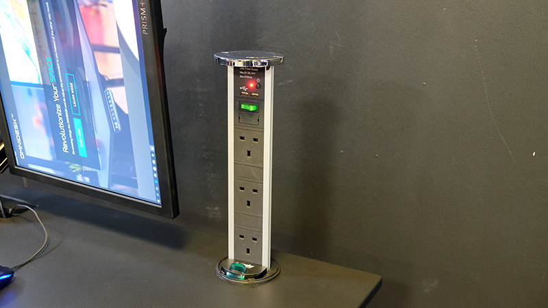 First looks Aftershock’s heightadjustable Omnidesk comes with a ton