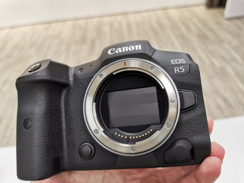 Canon EOS R5 and R6 launches. Final details revealed 45MP, 8K RAW, DIGIC X and more