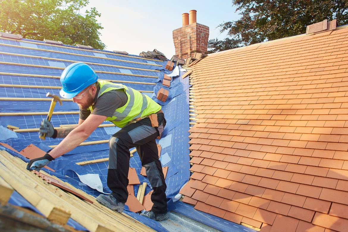 20 Roofing Safety Topics You Can Use For Toolbox Talks HASpod