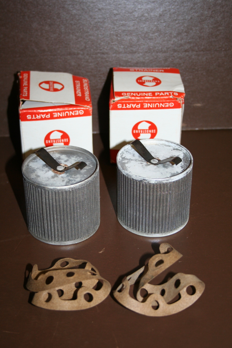 Sediment strainer element 111302 Sundstrand w/gasket Unused Lot of 2