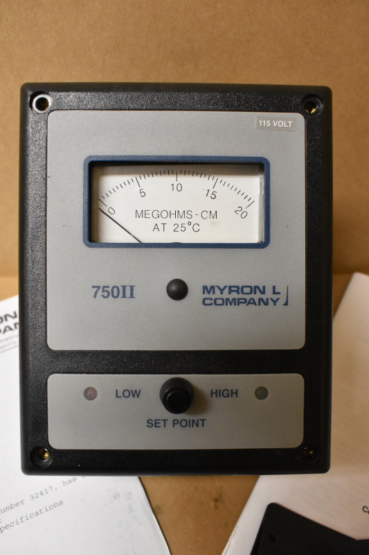 Myron L 750 series II conductivity/tds monitor controller