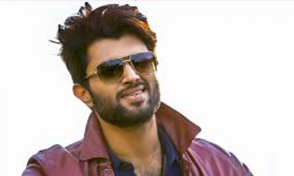 విజ‌య్,పూరి సినిమాకి ఇంట్రెస్టింగ్ టైటిల్‌? Liger Interesting title