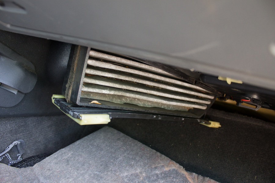 Image 6810 from Replace the Cabin Air Filter on a Chrysler Crossfire