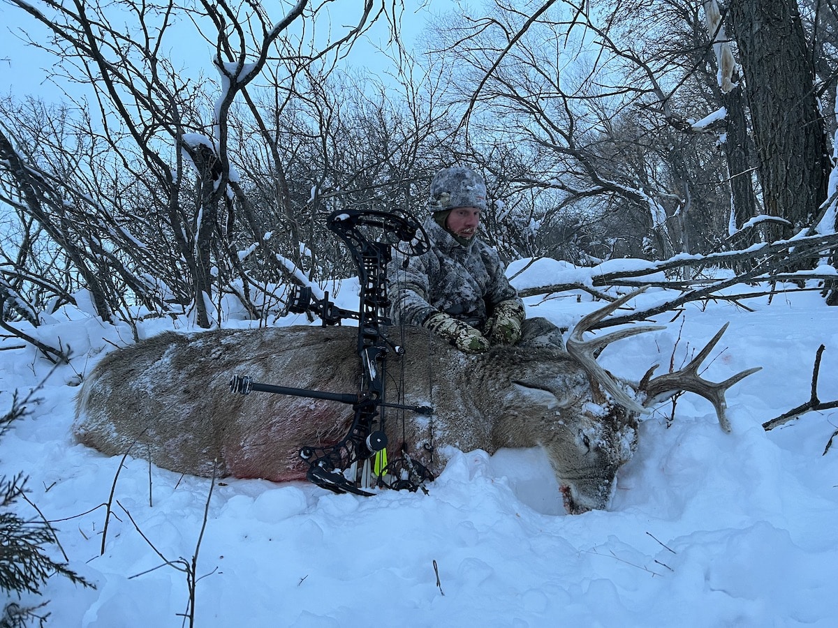 LateSeason Deer Hunting Guide with HuntStand Pro Whitetail HuntStand