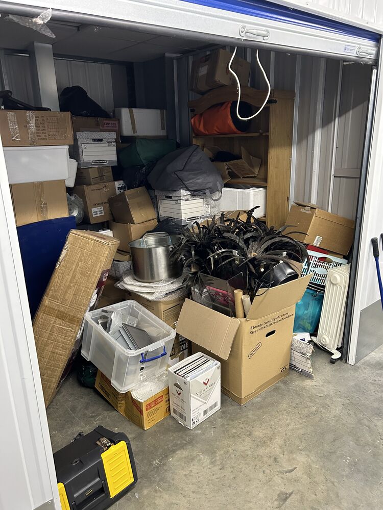 iBidOnStorage.co.uk Access Self Storage Auction 16854573525224