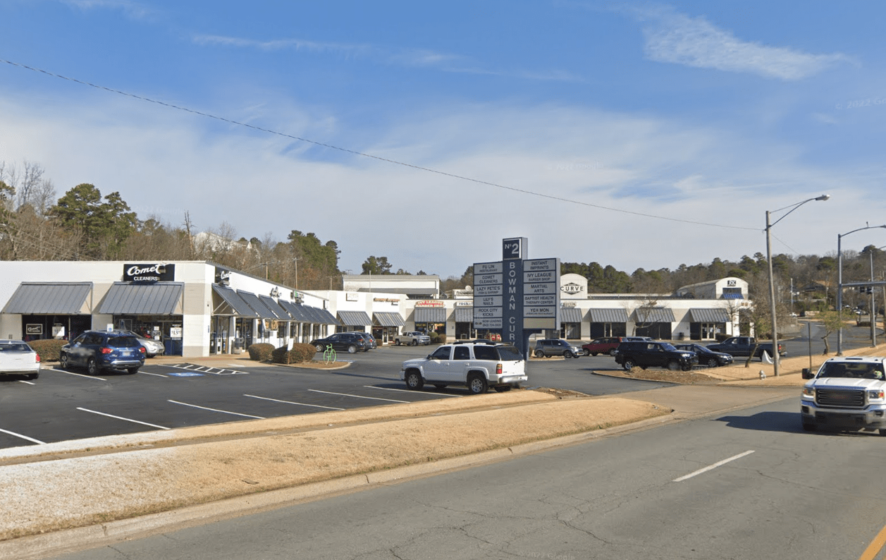 Bowman Curve Retail Centers Sell for 10M Arkansas Business News