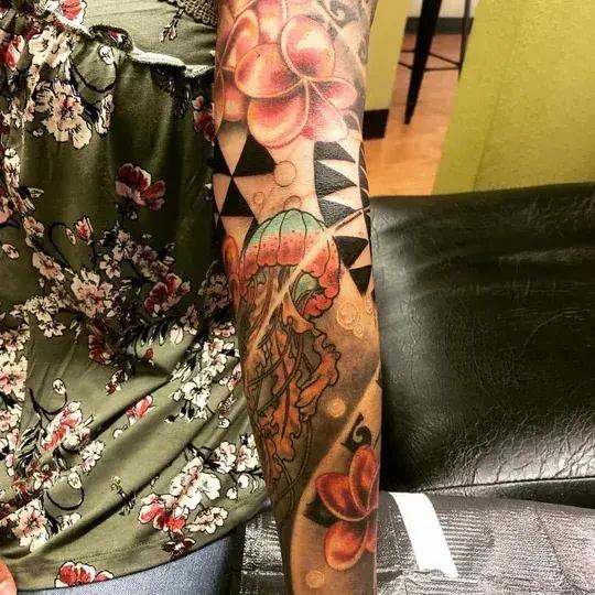 36 Female Classy Half Sleeve Tattoo Designs Look Awesome by dezaynoz