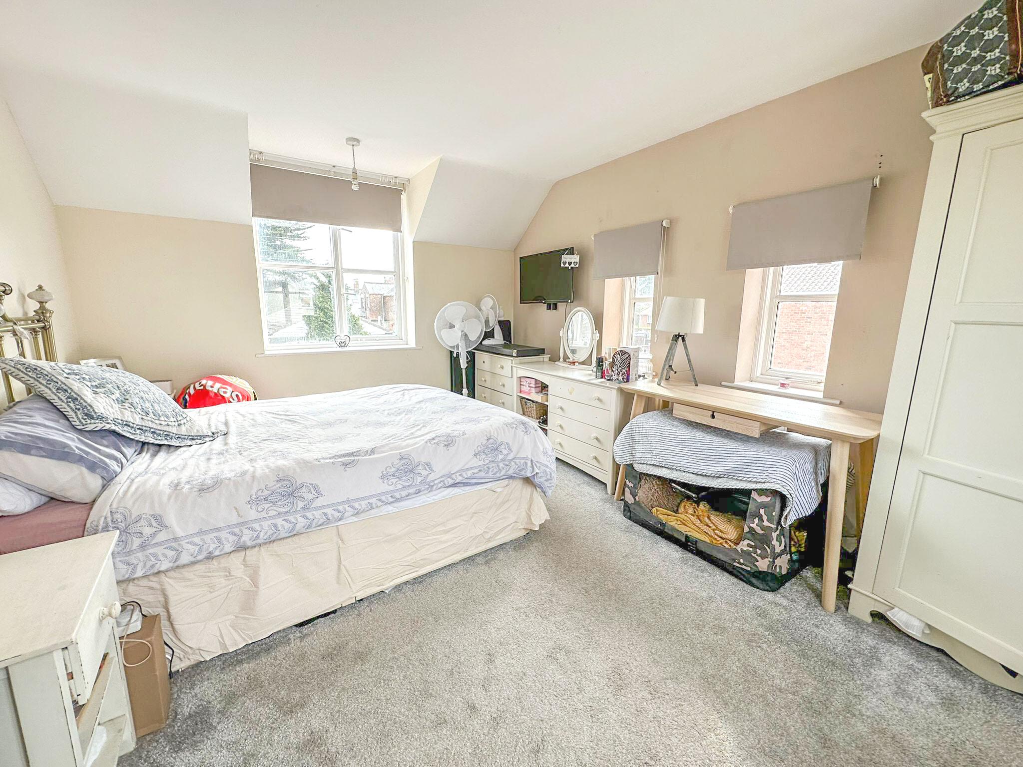 Howe Lane by Fine & Country / DDM Residential Issuu