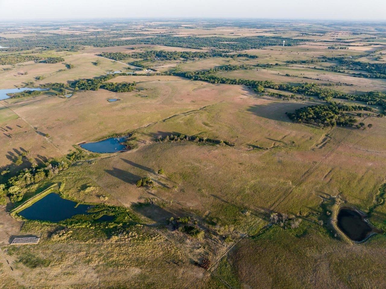 322 Acres, 00000 Rd 23, Howard, KS 67349 Land and Farm